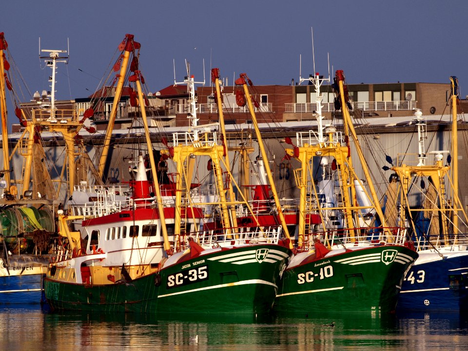 SC-35 Jacob Senior & SC-10 Amrumbank at IJmuiden, The Netherlands