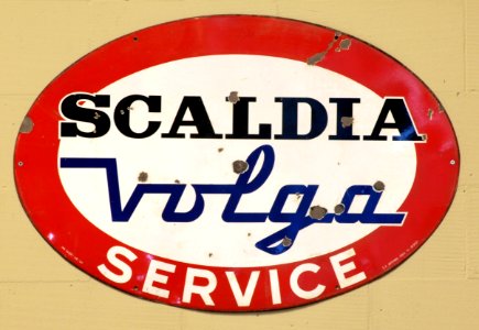 Scaldia Volga service, Enamel advert sign at the den hartog ford museum pic-025