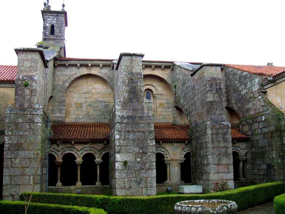 Santiago de Compostela - Colegiata de Santa Maria la Real de Sar 4