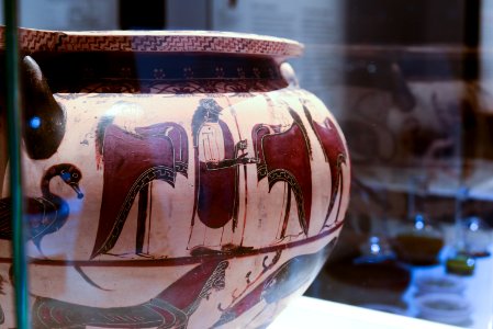 Scène de banquet (latéral) – Cratère – MSR - Rituels Grecs – E 634