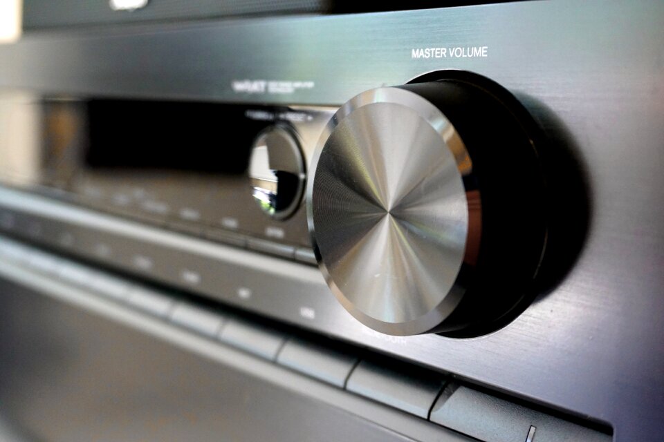 Sound volume amplifier