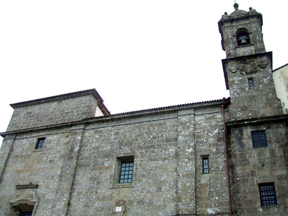 Santiago de Compostela - Cº de Santa Maria de Belvis (MM Dominicas) y Santuario de la Virgen del Portal
