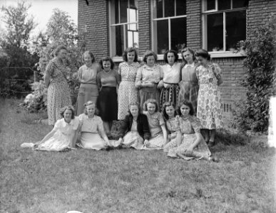 School Nijverheidsschool voor Meisjes , Emmastraat 22 Gorinchem, Bestanddeelnr 903-4236