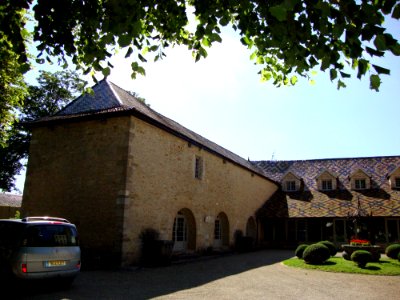 Santenay (Côte-d'Or, Fr) Château Philippe Le Hardy, 2