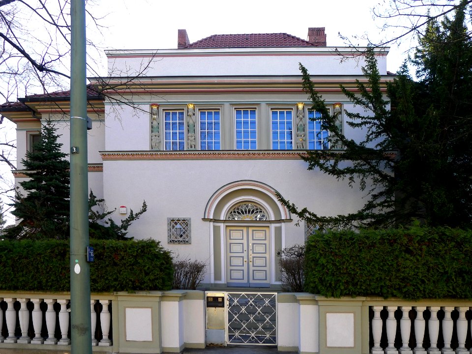 Schorlemerallee 6 (Berlin-Steglitz)