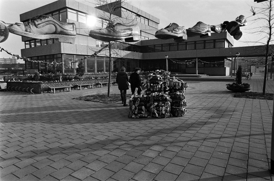 Schoenenprotest in Diemen, Bestanddeelnr 930-0285
