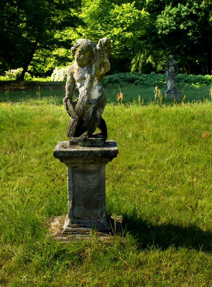 Schloss Uhyst Sandsteinfigur (4)