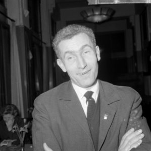 Scholten kampioen van Nederland 1965 kader 712 te Groningen Wijnen (kop), Bestanddeelnr 917-3686