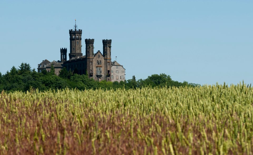 Schloss Schaumburg von Westen