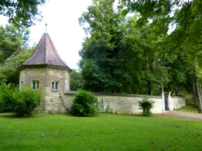 Schloss Taxis Mauer