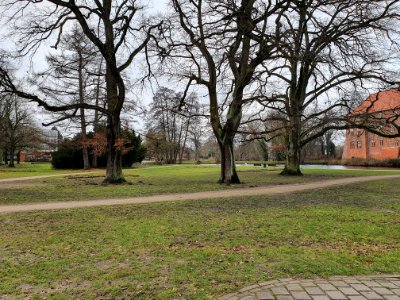 Schloss Schlossplatz Grünanlage Winsen Luhe Baudenkmal