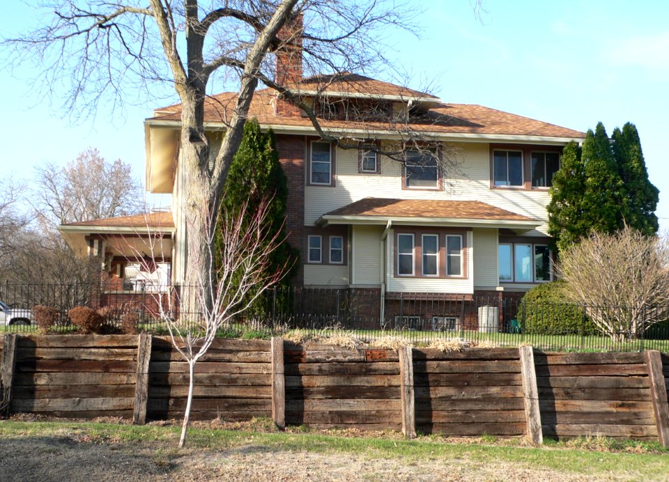Schulein house (Sioux City) from S 1