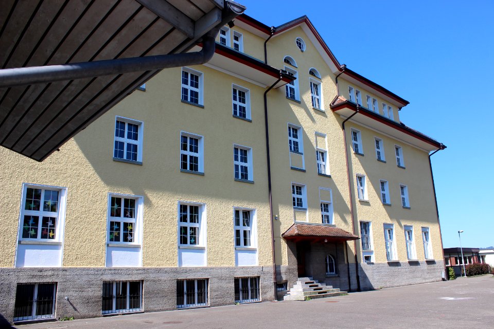 Schulhaus Littau Dorf - Luzern - 036
