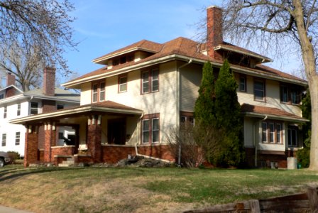 Schulein house (Sioux City) from SW 2