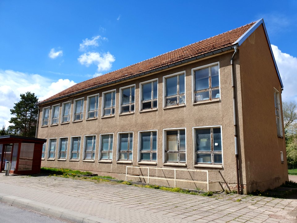 Schule Plaue 2