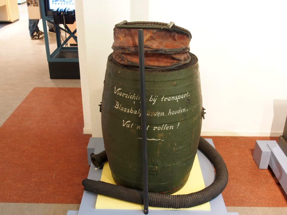 Schuilplaatsgasfilter Nederland, Geniemuseum Vught, foto 1