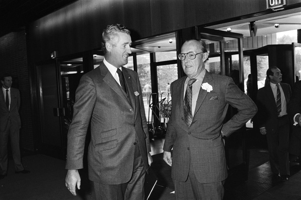 Schroder met Prins Bernhard, Bestanddeelnr 931-0537