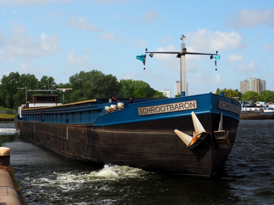 Schrootbaron (ship, 1913) ENI 02204040 Mercuriushaven pic1