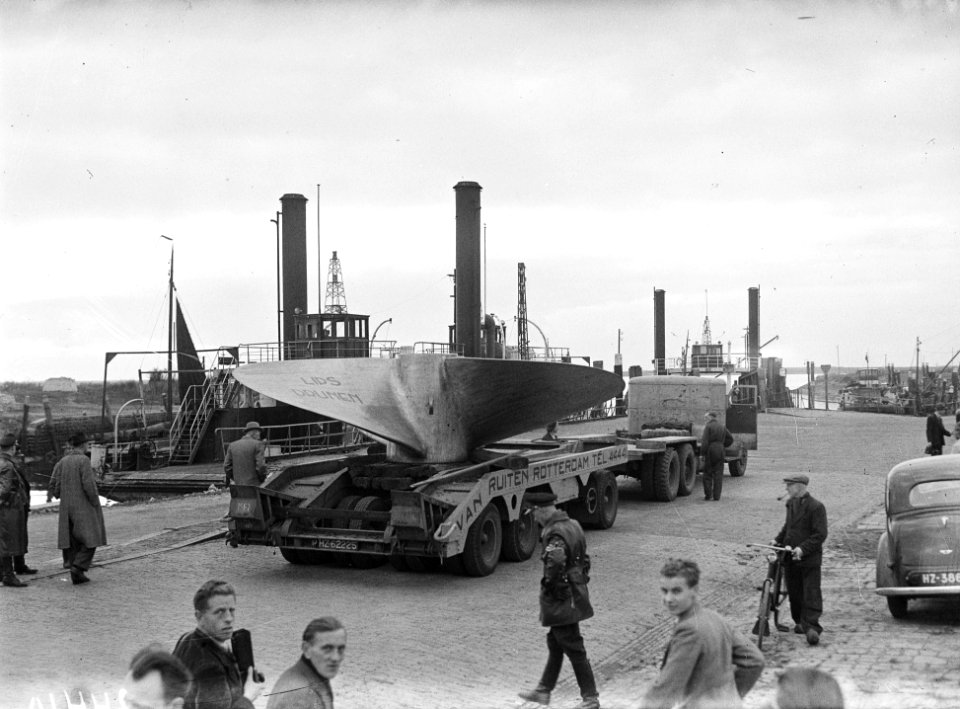 Schroef motorschip Willem Ruys onderweg, Bestanddeelnr 902-4410