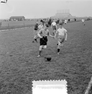 Schoolvoetbal, Bestanddeelnr 905-6644
