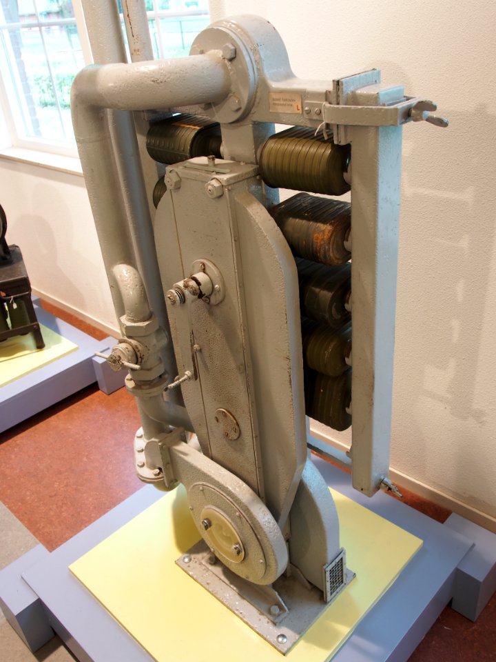 Schuilplaatsgasfilterinstallatie uit 1935, Geniemuseum Vught, foto1