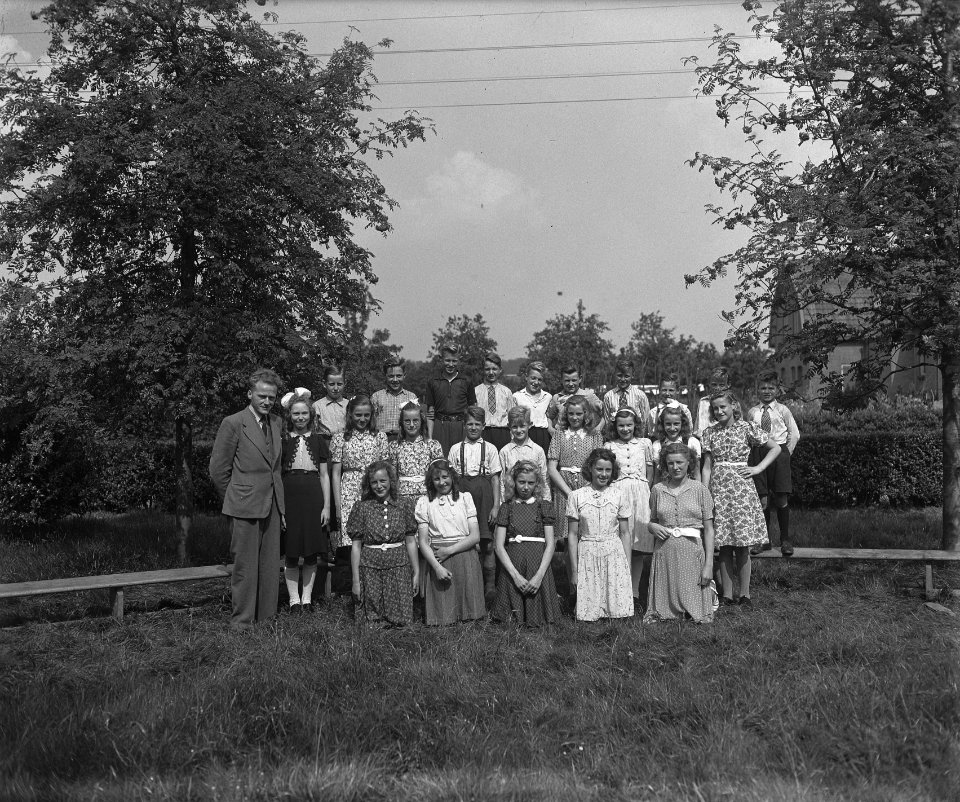 School Hooglanderveen (bij Amersfoort). St. Josephschool , Bestanddeelnr 902-8775