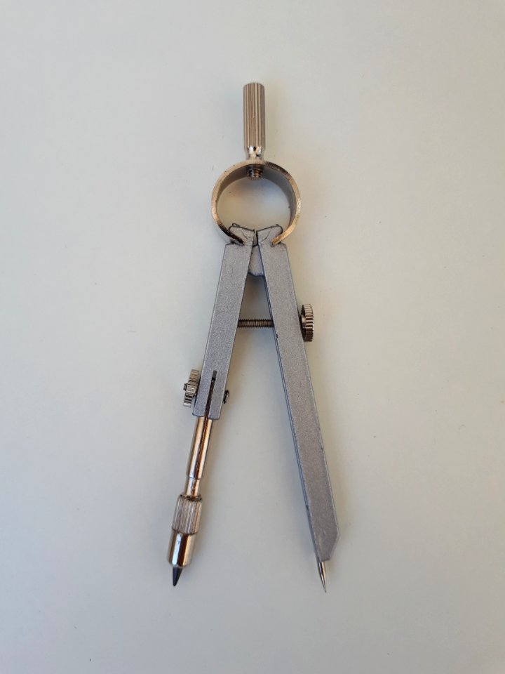 School compass - 9 cm - A