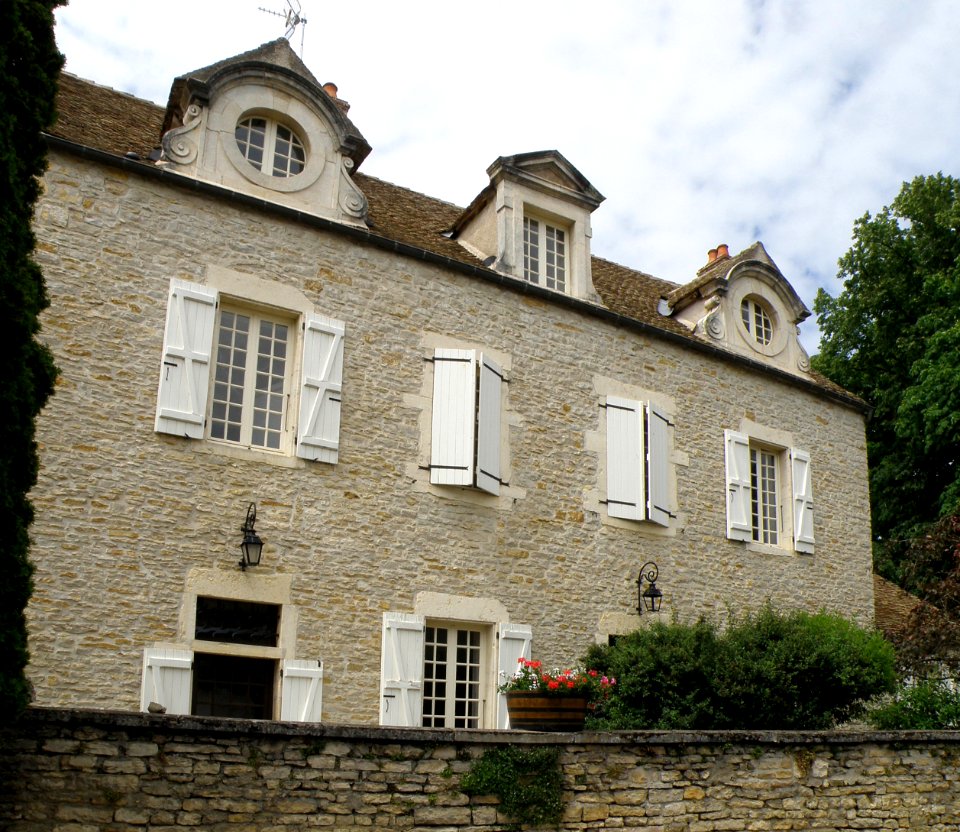 Santenay Rue des Petits Sentiers 2