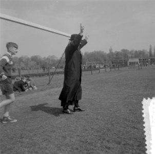 Schoolvoetbal in Amsterdam, Bestanddeelnr 908-5208