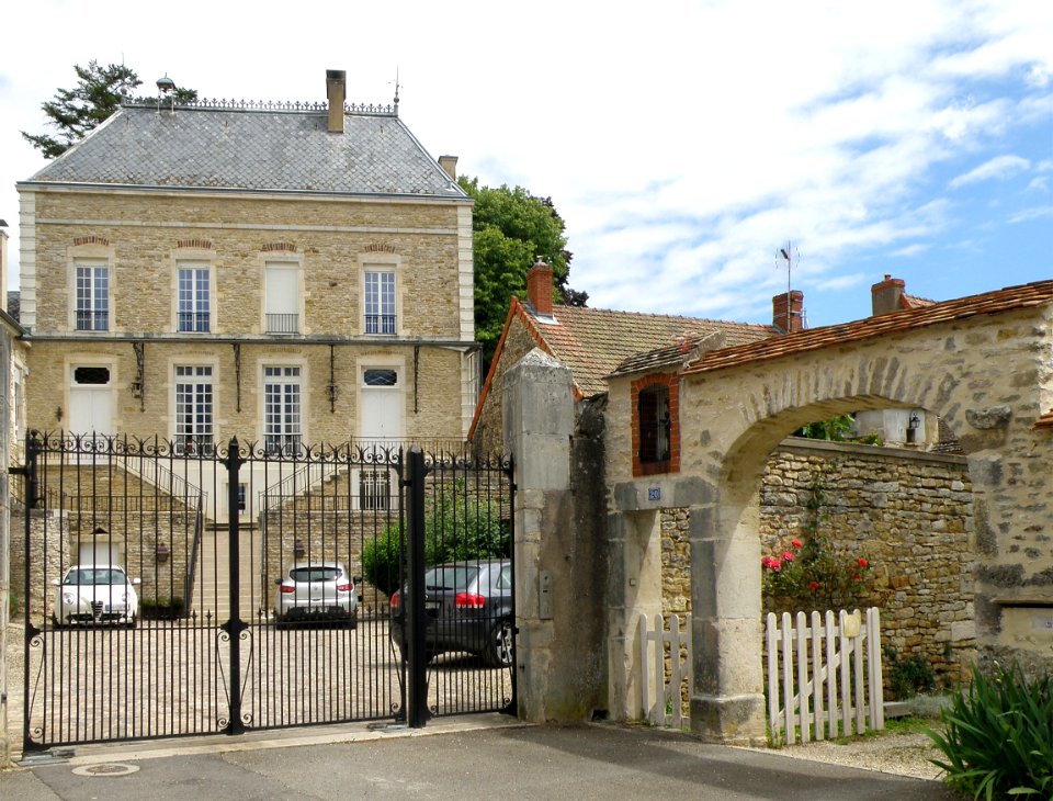 Santenay Rue de la Bussière 22 (1)