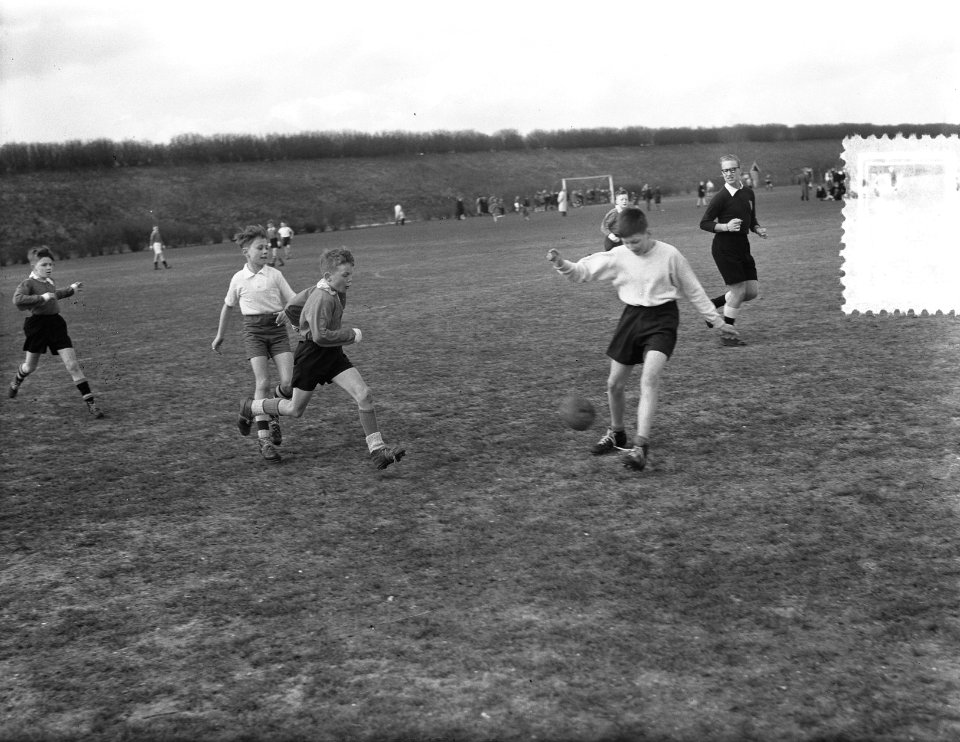 Schoolvoetbal Amsterdam, Bestanddeelnr 906-4046