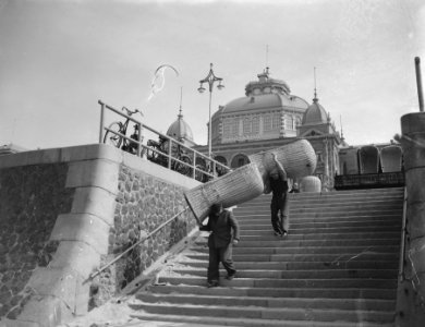 Scheveningen maakt zich op voor de Paasdrukte, Bestanddeelnr 909-4626
