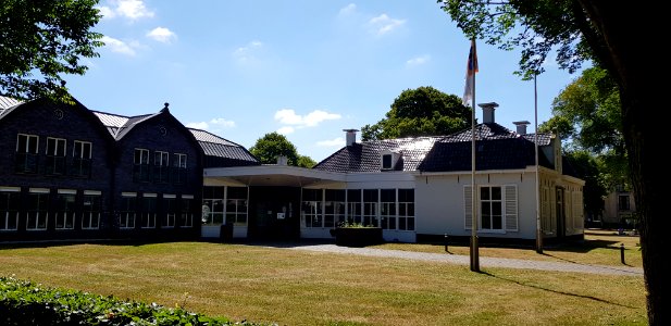 Schiermonnikoog-Gemeentehuis (4)