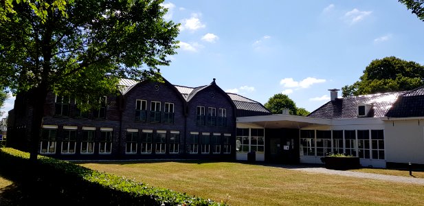 Schiermonnikoog-Gemeentehuis (3)