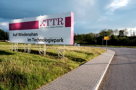 Schild am Eingang zum Technologiepark Tübingen-Reutlingen