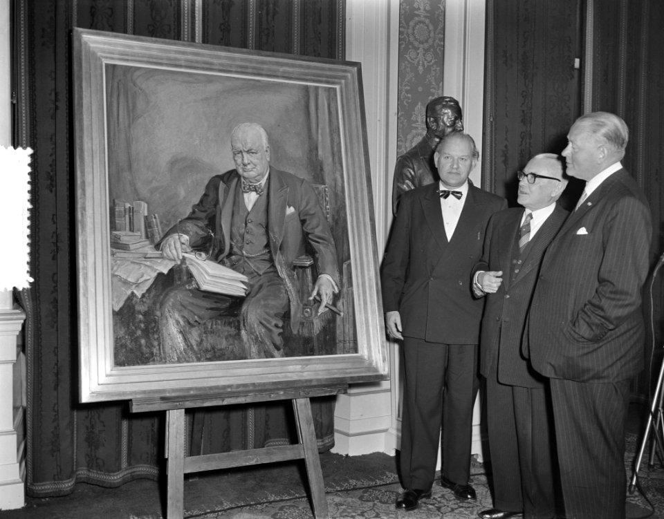 Schilderij van Winston Churchill voor Tweede Kamer Max Nauta Kortenhorst, Bestanddeelnr 907-5822