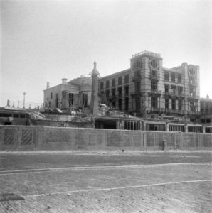 Scheveningen, overzicht van de strand en boulevardversperringen Atlantikwall, Bestanddeelnr 900-6904