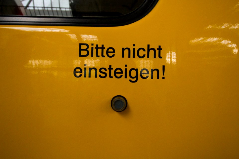 Schienenschleifwagen 201 002 im Betriebshof Waltherstraße - Details