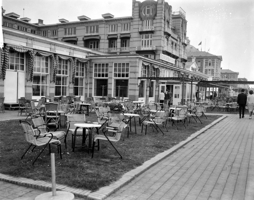 Scheveningen, verlaten terrasjes, Bestanddeelnr 918-1643