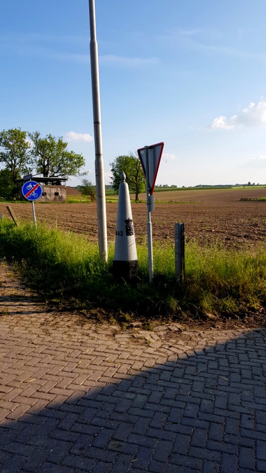 Schilberg-De Plank-Grenspaal 20 (BE-NL) (2)