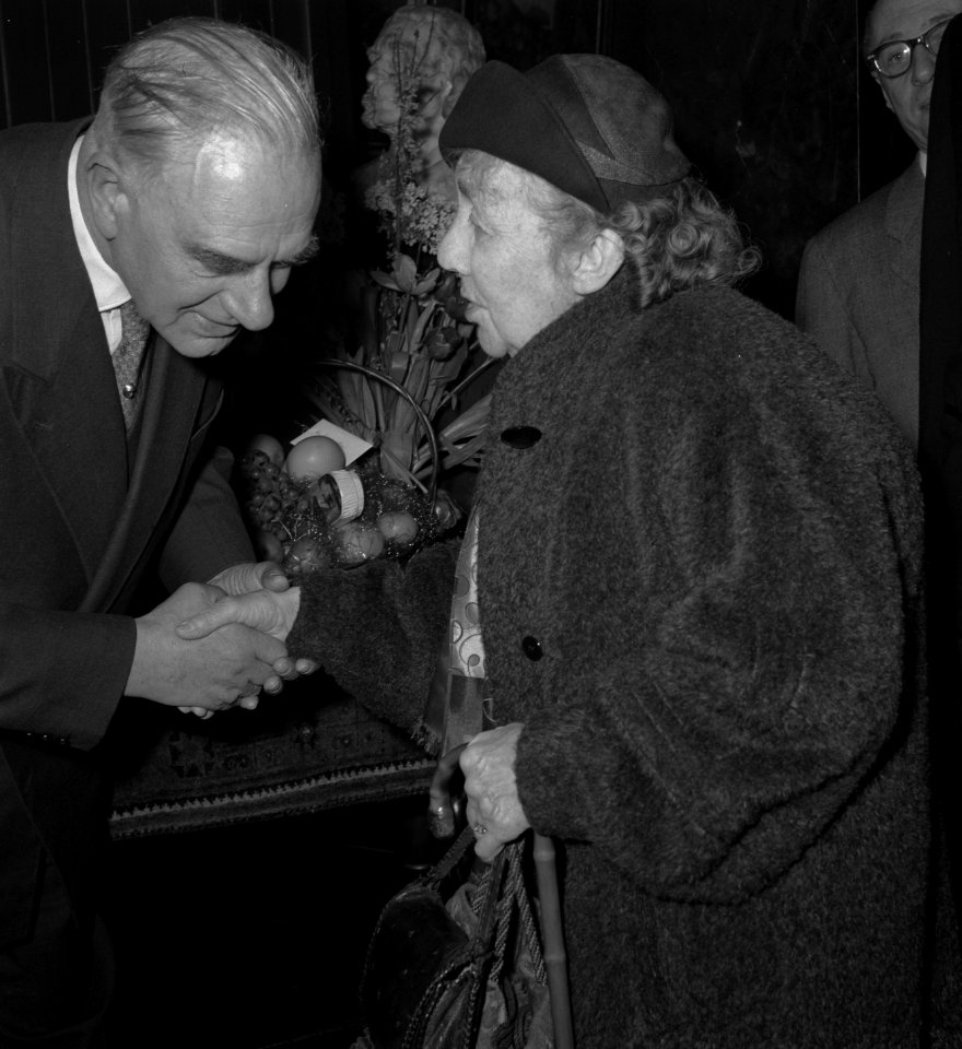 Schilder Colnot 70 jaar, receptie met Coba Ritsema, Bestanddeelnr 908-2708