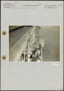 Schilderen van de Moerdijkbrug over het Hollandsch Diep, Bestanddeelnr 256-2062