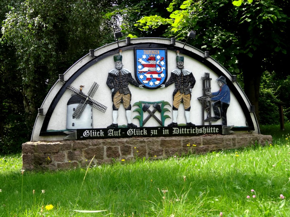 Schild am Eingang von Dittrichshütte