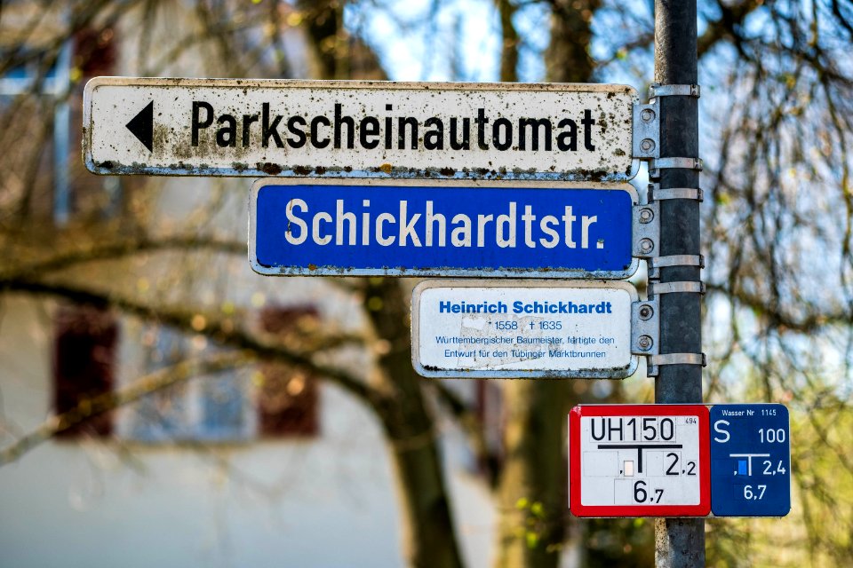 Schild der Schickhardtstraße in Tübingen
