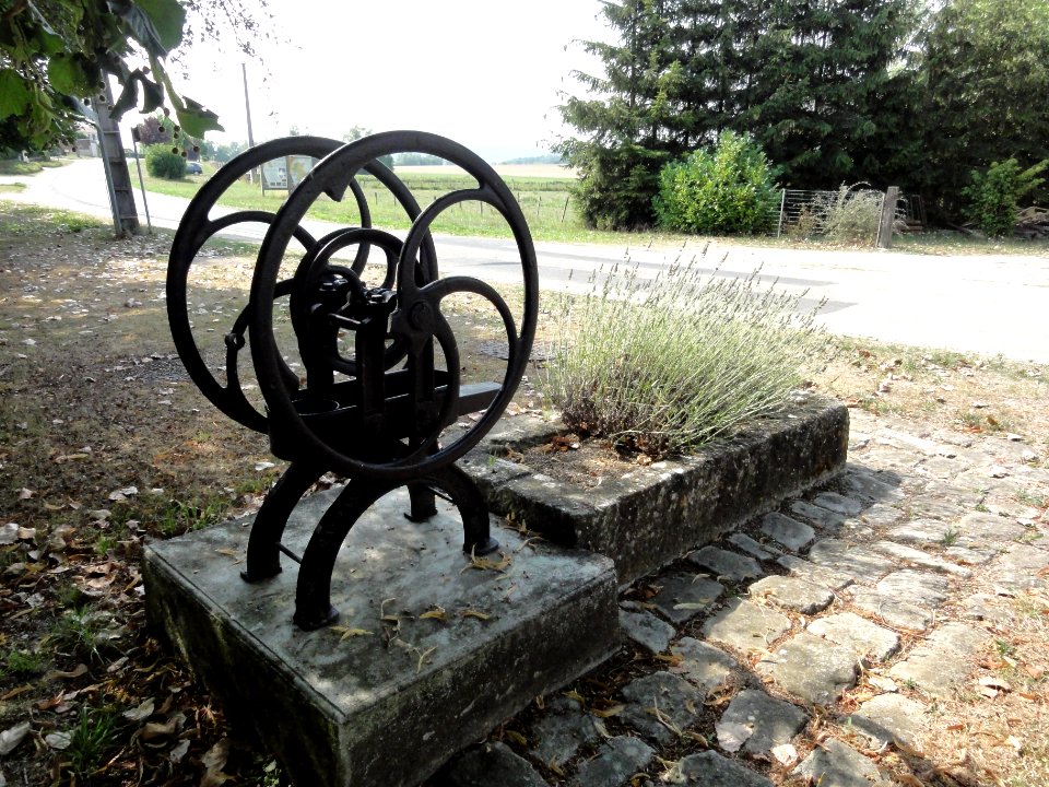 Sanzey (Meurthe-et-M.) pompe A