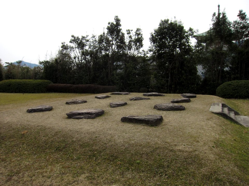 Sanuki-kokubunji-ato shourou