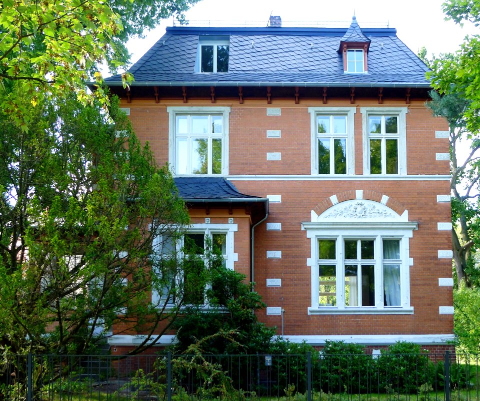 Schillerstraße 16 (Berlin-Lichterfelde)