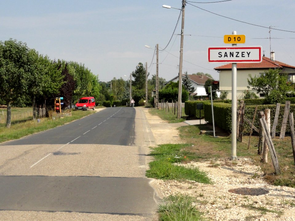 Sanzey (Meurthe-et-M.) city limit sign