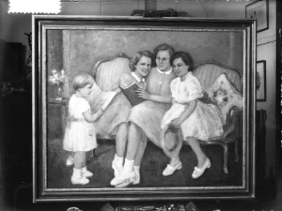 Schilderij van de vier prinsesjes van Theo Swagemakers, Bestanddeelnr 905-2159