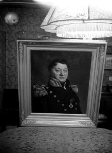 Schilderij van een man in uniform van marineofficier, Bestanddeelnr 934-6845